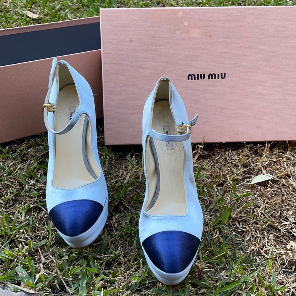 💯 Authentic MIU MIU Baby Blue & Navy Satin Mary Jane Platform Stiletto Heels 👠
